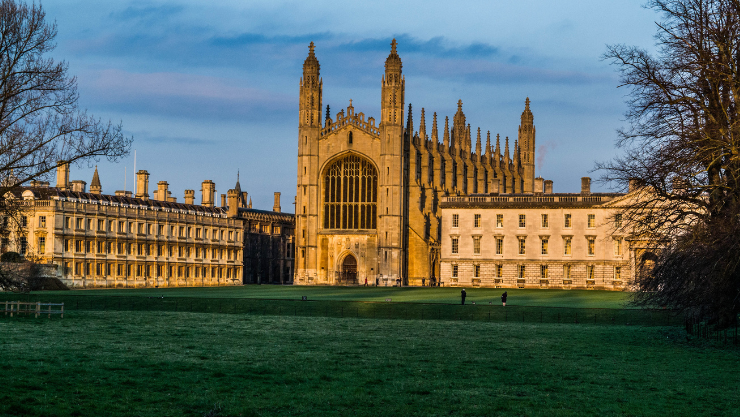 Alumnos de Glee English Institute alcanzan nivel B2 en Cambridge PET